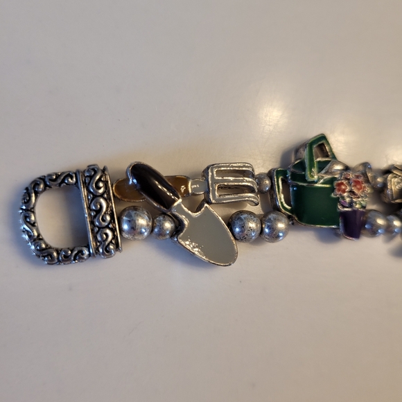 Vintage Silver-tone Gardening Themed Slide Charm Bracelet - Picture 5 of 12